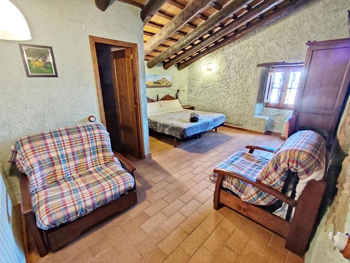Masia Can Felip B&B Llinars del Valles Ngoại thất bức ảnh