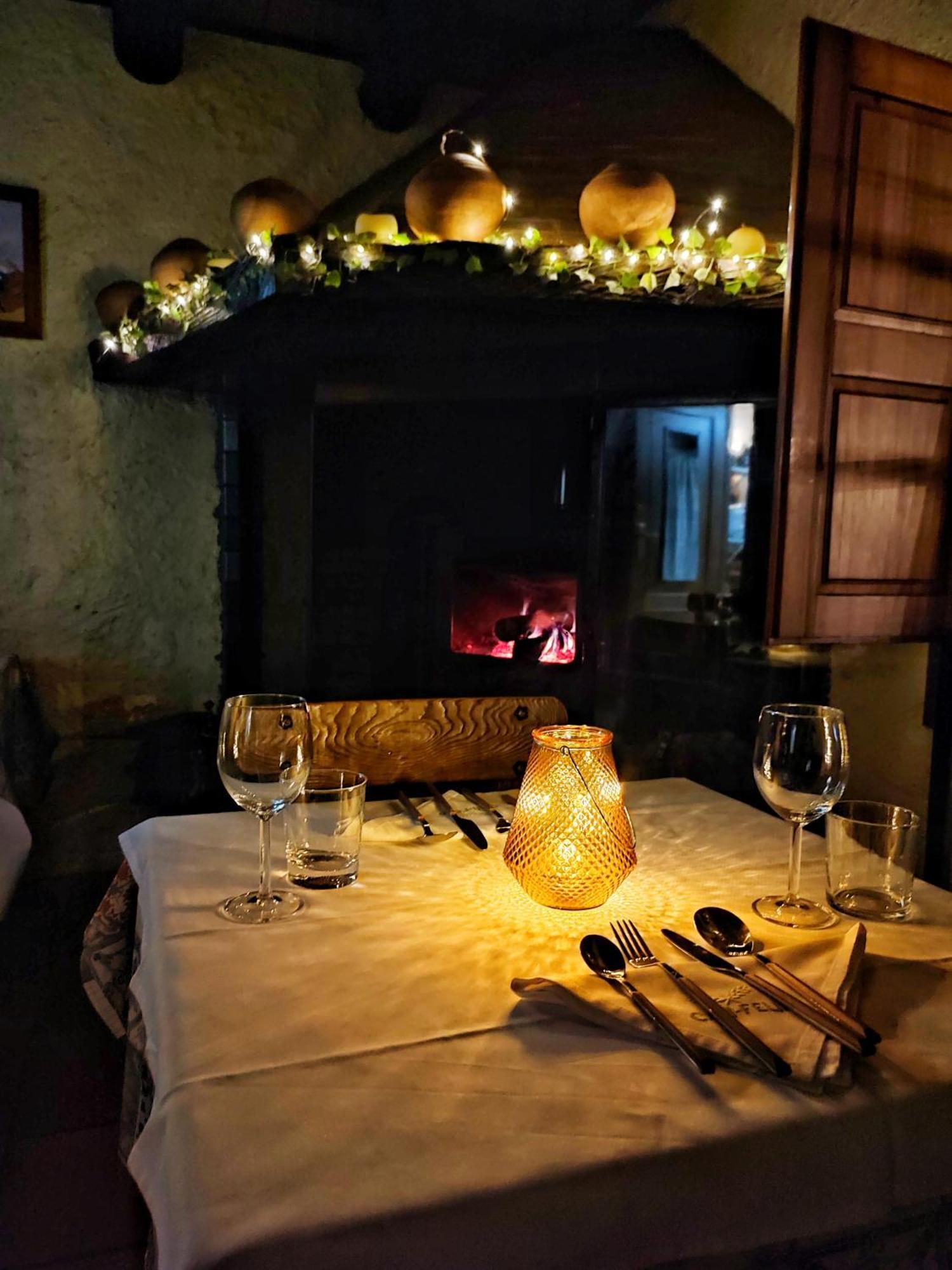 Masia Can Felip B&B Llinars del Valles Ngoại thất bức ảnh